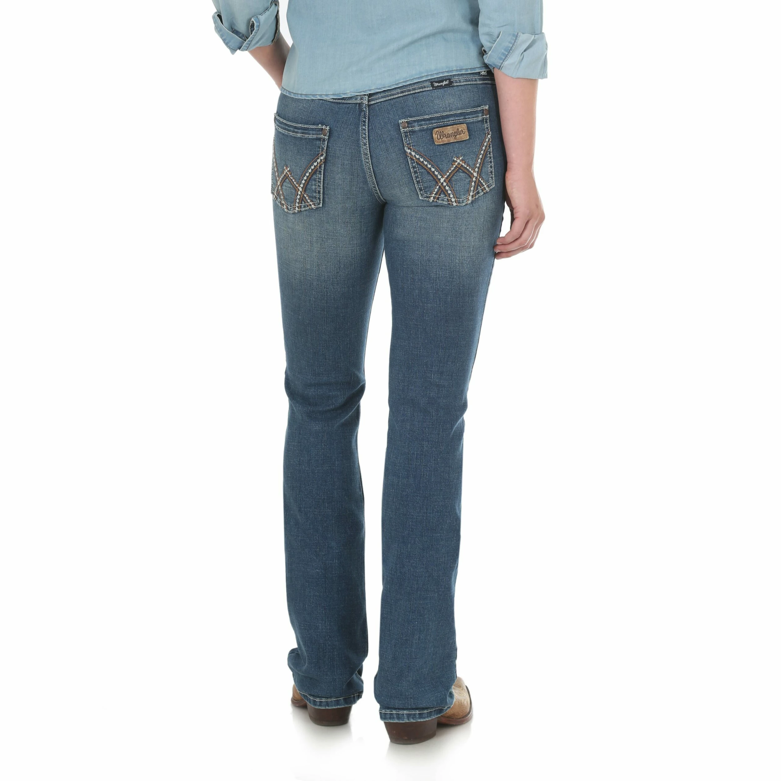 Wrangler Womens Mid-Rise Jeans Deadwood - 09MWZDW 2 Wrangler Womens Mid-Rise Jeans Deadwood - 09MWZDW - Image 2