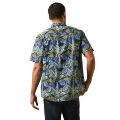 Men's Ariat VentTek Outbound Fitted Shirt - 10043427 -cowboy clothing shop 10043427 back