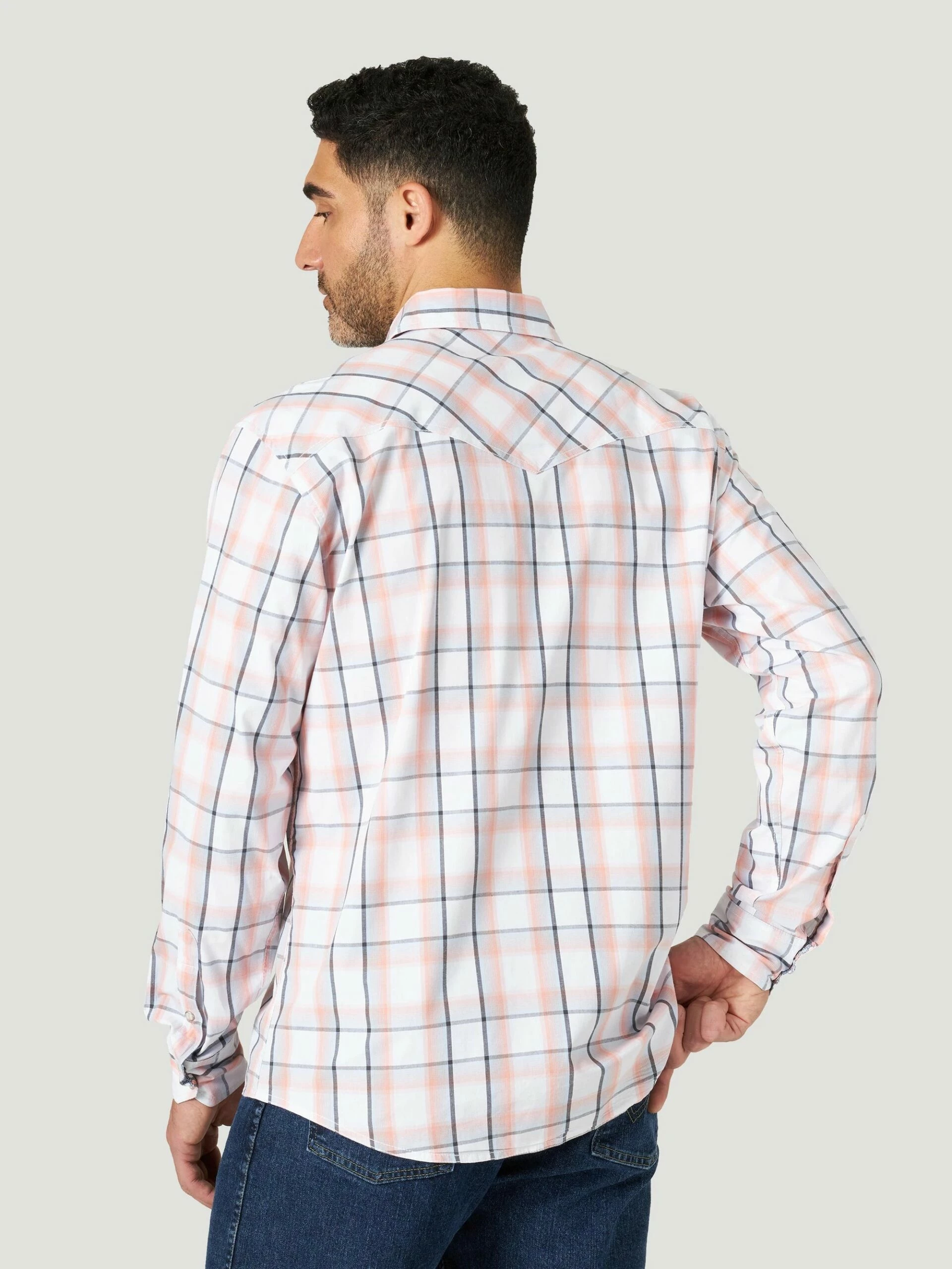 Men's Wrangler 20X Competition Coral Plaid Long Sleeve Shirt 4 Men's Wrangler 20X Competition Coral Plaid Long Sleeve Shirt - Image 4