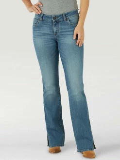 WOMEN'S WRANGLER RETRO® MAE SIDE SLIT BOOTCUT JEAN IN RILEY - 2317793