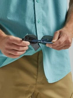 Men's Wrangler ATG Asymmetric Zip Pocket Shirt -cowboy clothing shop 112331236 ALT6