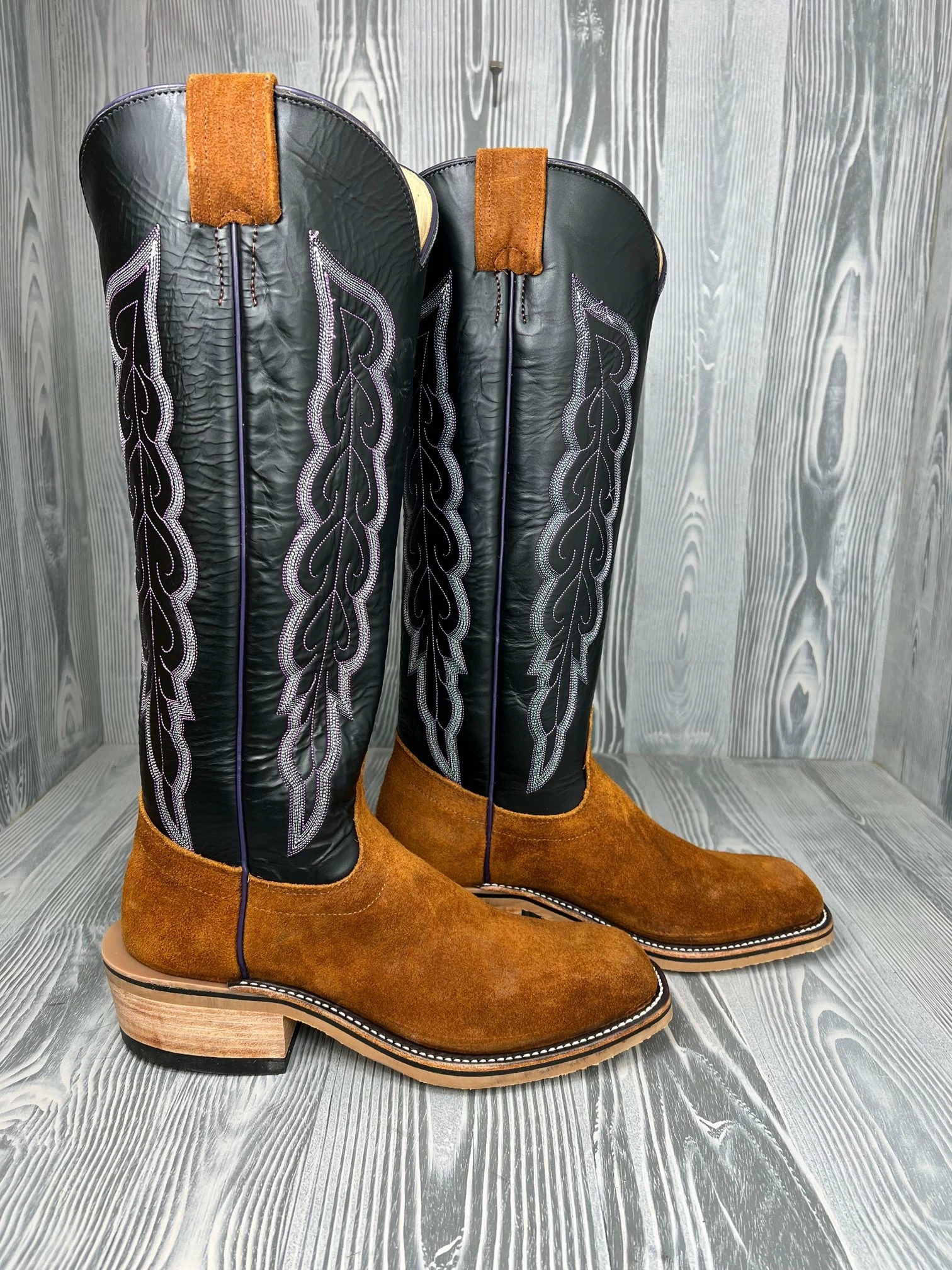 Men's Olathe Wheatbuck Waxy Kudu Reversed With 16" Black Glove Tops 2 Men's Olathe Wheatbuck Waxy Kudu Reversed With 16" Black Glove Tops - Image 2