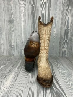 Ladies Circle G Sand Embroidery With Triad - L5870 -cowboy clothing shop IMG 0485