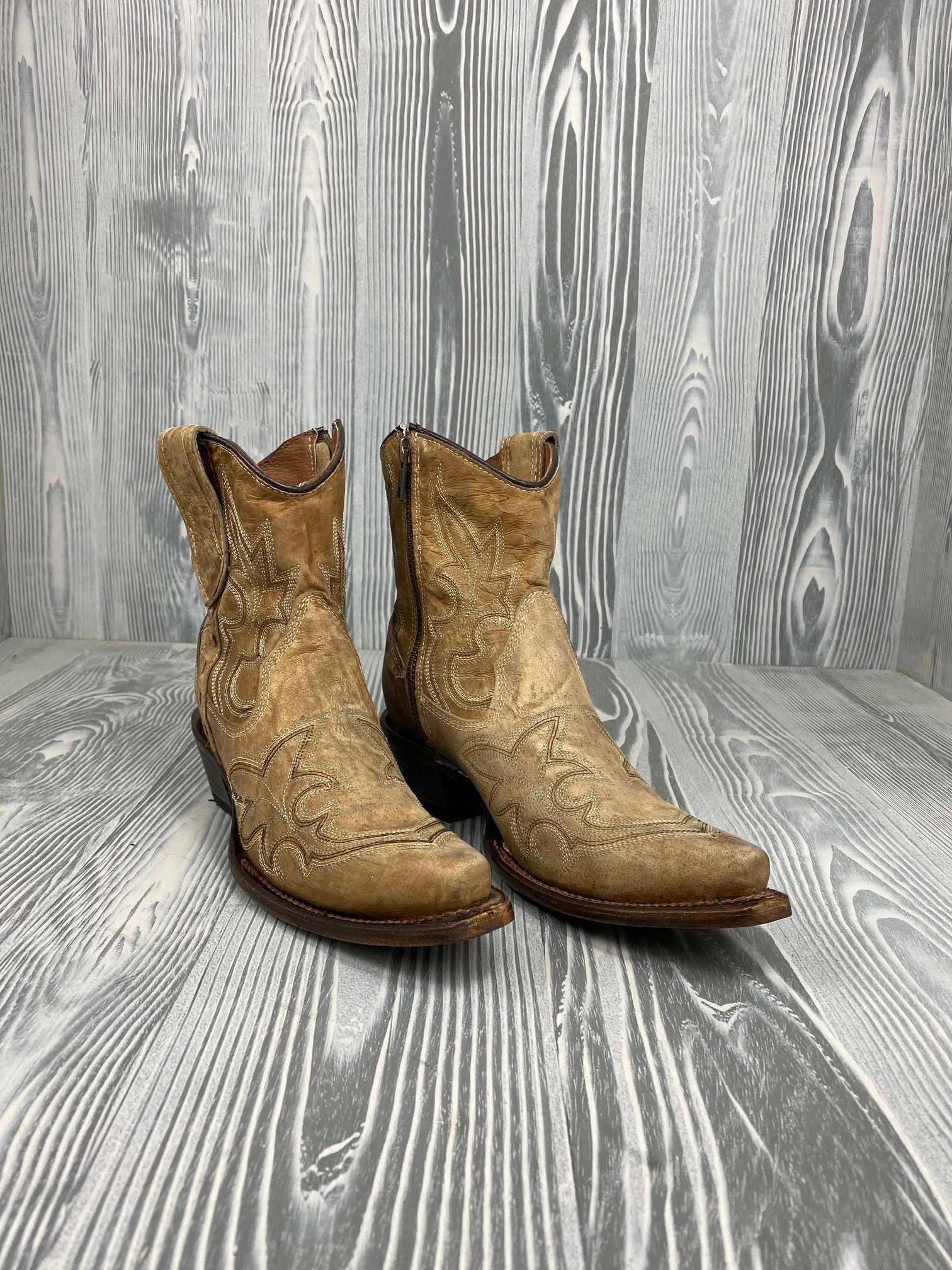 Women's Orix Embroidery Ankle Boot With Zipper - L5915 1 Women's Orix Embroidery Ankle Boot With Zipper - L5915